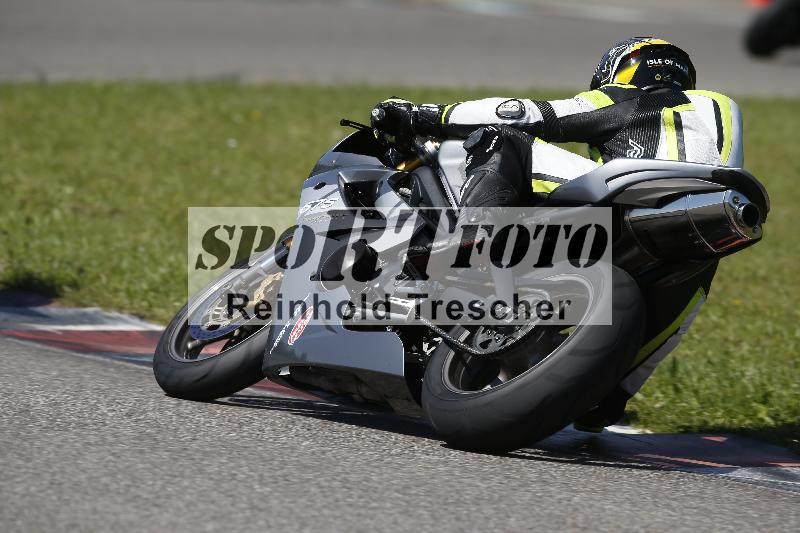 /Archiv-2024/29 12.06.2024 MOTO.CH Track Day ADR/Gruppe rot/17